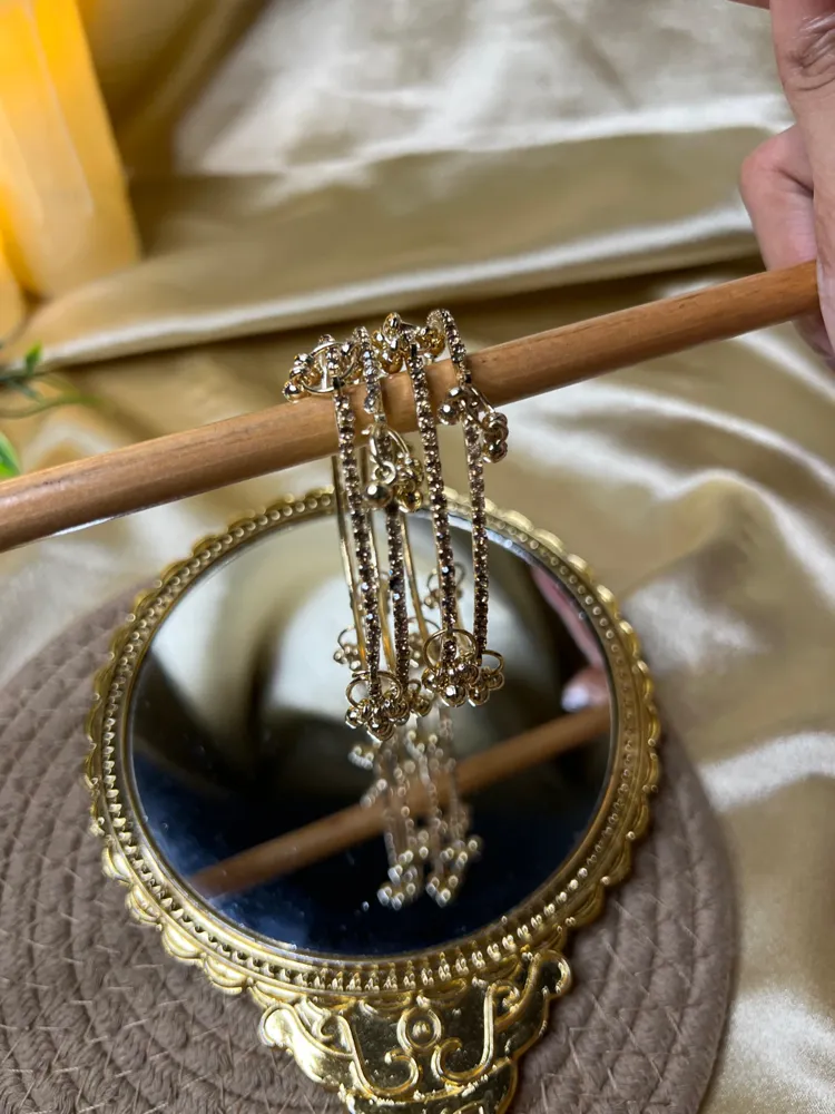 Gunghroo — Kashmiri Gold Stones Set of 4