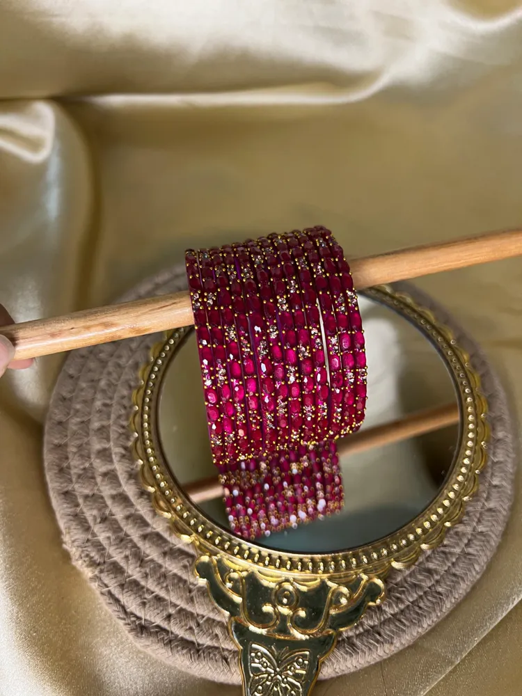 Petal Stone Glass Bangle — Magenta
