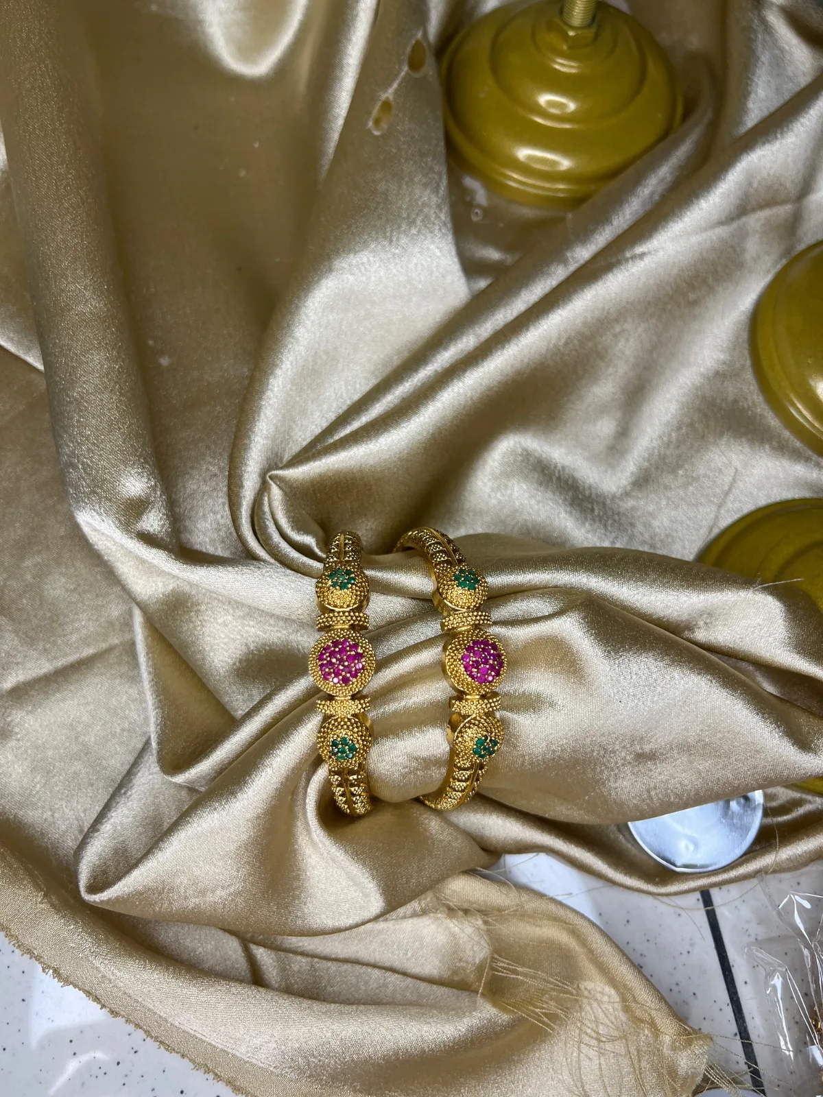 Kada — Round Ruby Green Kada